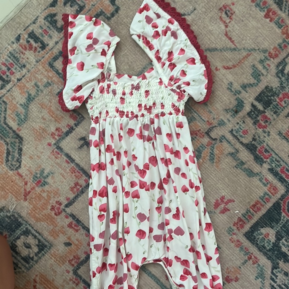Romper ❤️❤️ - Picture 3 of 3